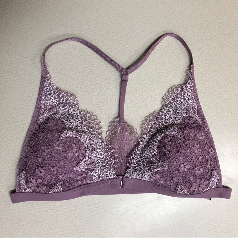 Victoria’s Secret lace padded bra, purple, M